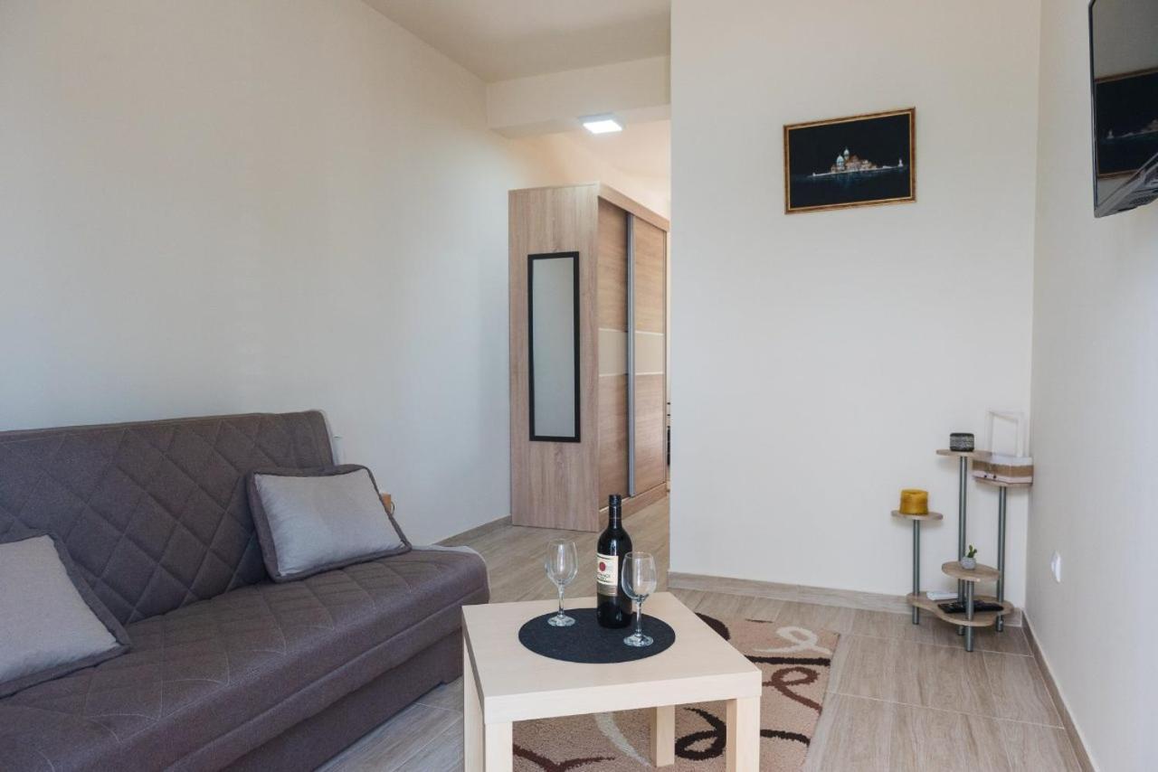 " Tiamat " Apartmani Tivat Luaran gambar