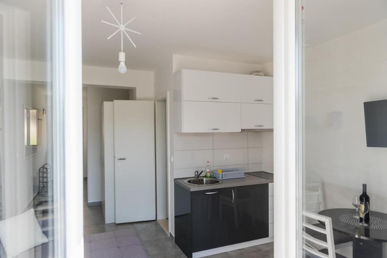 " Tiamat " Apartmani Tivat Luaran gambar