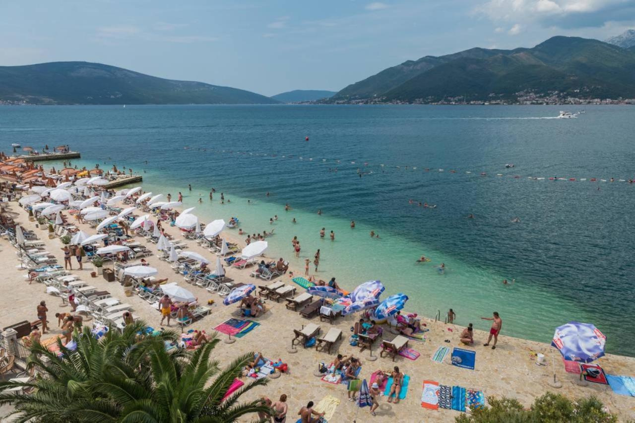" Tiamat " Apartmani Tivat Luaran gambar