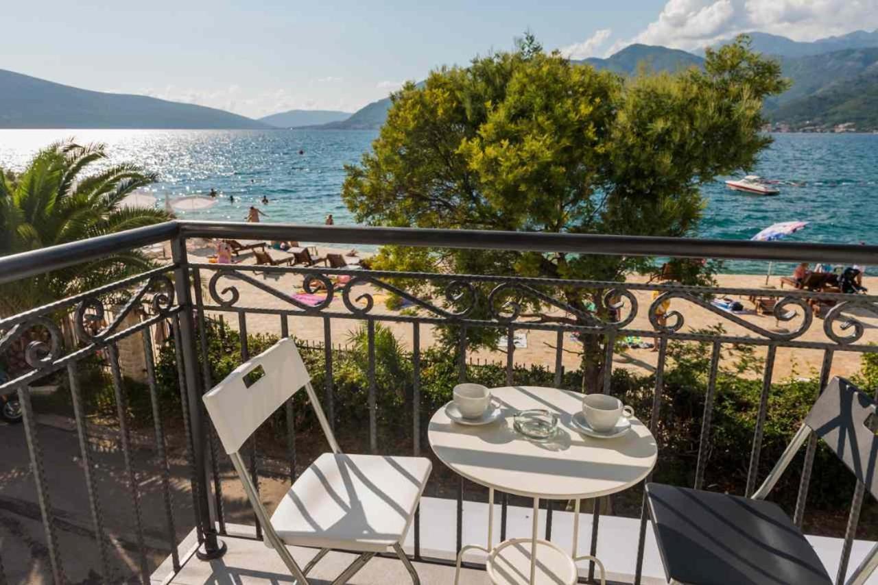 " Tiamat " Apartmani Tivat Luaran gambar